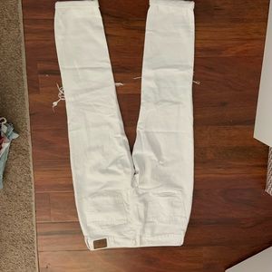 Ripped Tom girl jeans